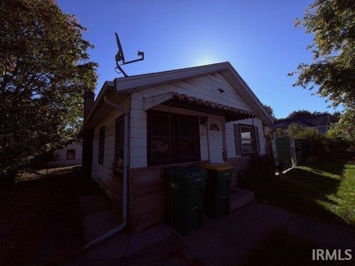 918 S Ironwood Drive, Mishawaka, IN, 46544 | Card Image