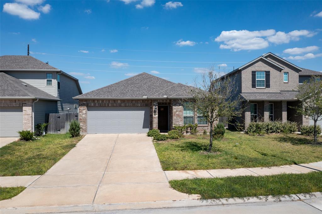 Albany Bay Ln, Richmond, TX 77407