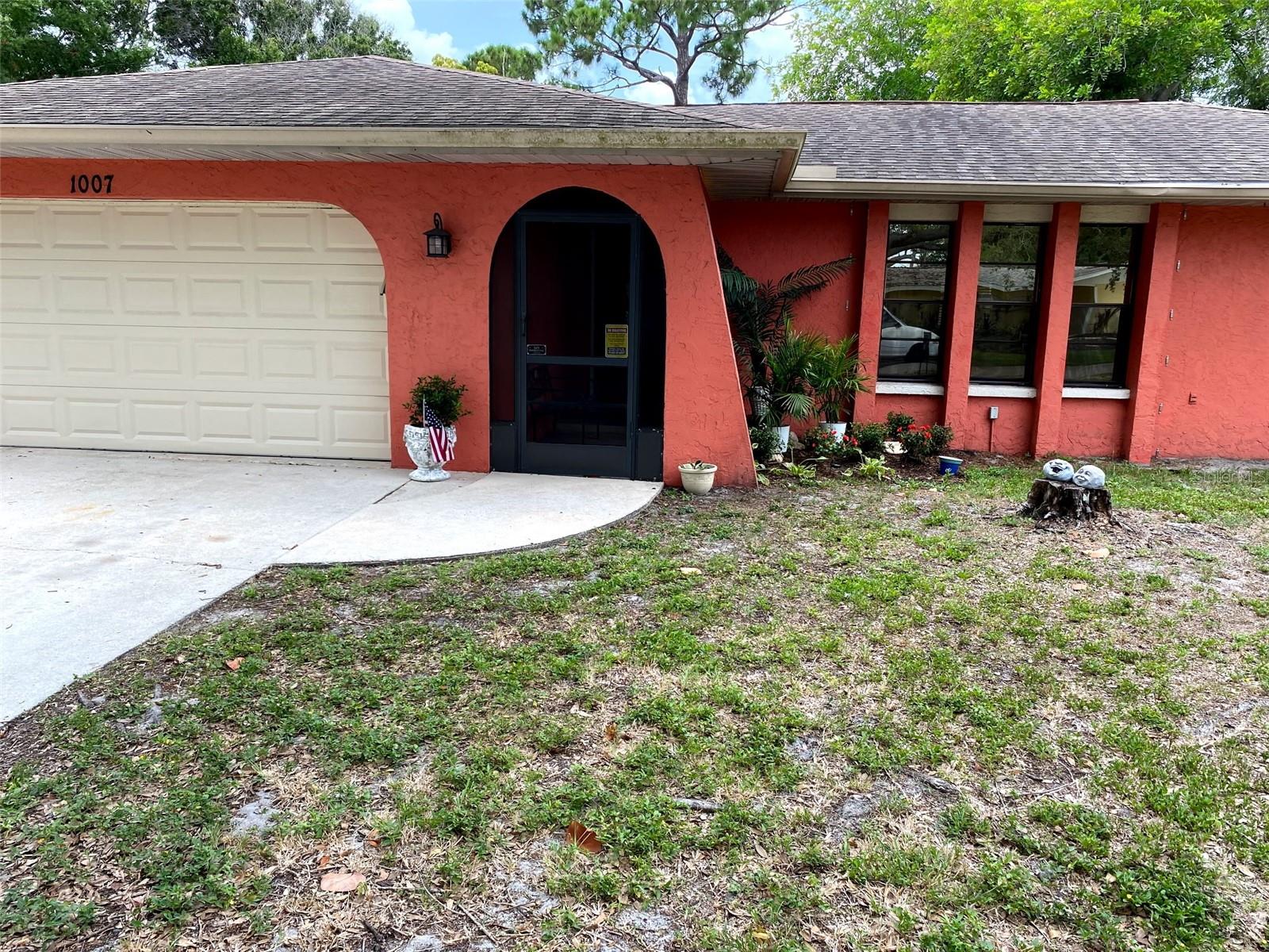 Residential in PALMETTO 2