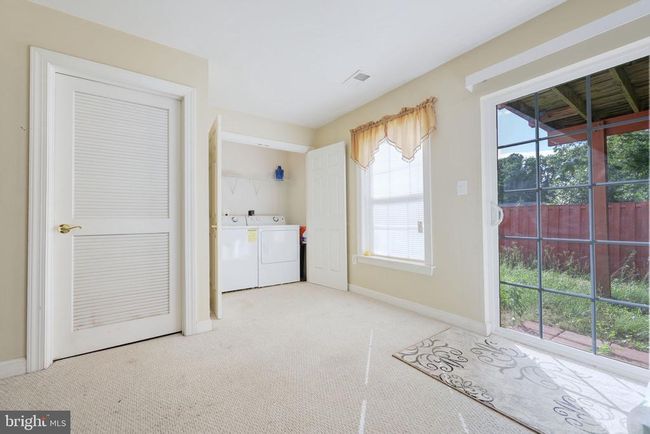 8182 Cobble Pond Way, Townhouse with 4 bedrooms, 3 bathrooms and null parking in MANASSAS VA | Image 41