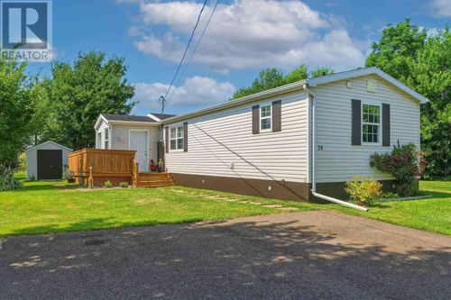 24 Dale Dr, Summerside, PE, C1N4T4 | Card Image