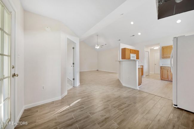 7117 Allison Way, Condo with 2 bedrooms, 2 bathrooms and 2 parking in Knoxville TN | Image 12