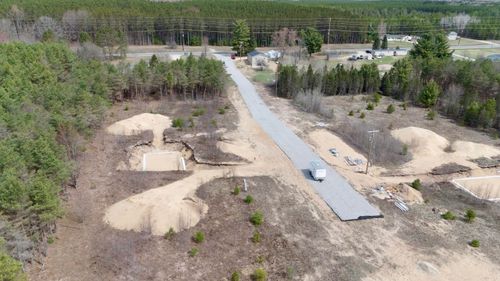 2406 E 32 Rd, Cadillac, MI, 49601-9178 | Card Image