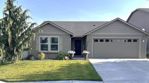 9325 W 5th Place, Kennewick, WA, 99337 | Card Image