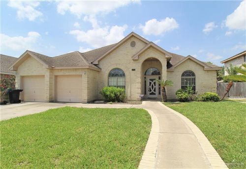 2708 Cardinal Ave, McAllen, TX, 78504-4765 | Card Image