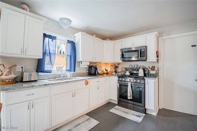 6470 Duncan Dr, House other with 2 bedrooms, 1 bathrooms and null parking in Poland OH | Image 8