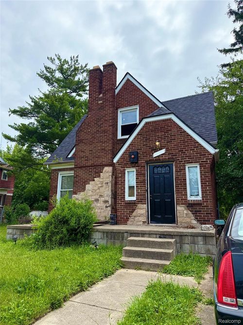 12666 Cloverlawn St, Detroit, MI, 48238-3135 | Card Image