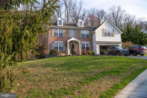 798 Southwind Ln, DOWNINGTOWN, PA, 19335-3413 | Card Image