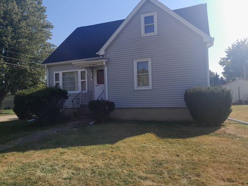 211 4th Ave, Mendota, IL, 61342-2229 | Card Image