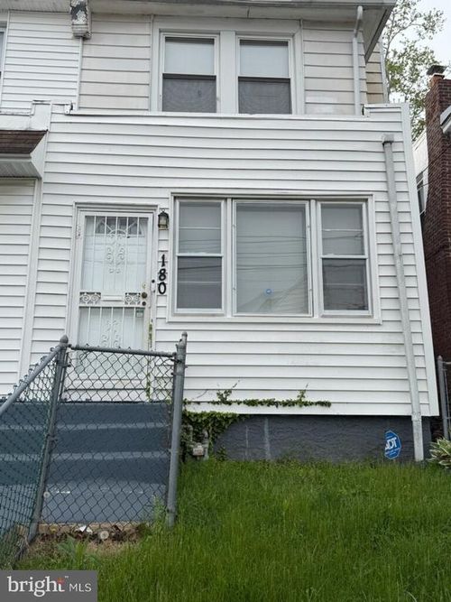 180 Park Pl, LANSDOWNE, PA, 19050-2919 | Card Image