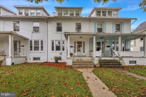 807 Main St, SHOEMAKERSVILLE, PA, 19555-1622 | Card Image