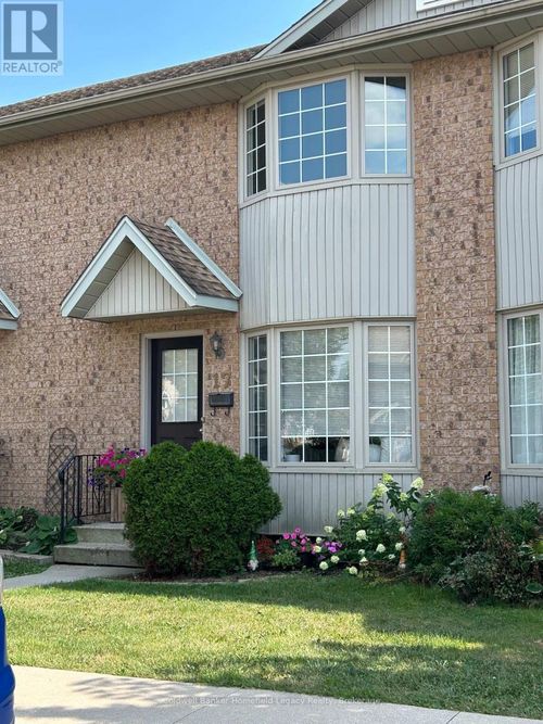 17-20 Southvale Rd, Saint Marys, ON, N4X1E9 | Card Image
