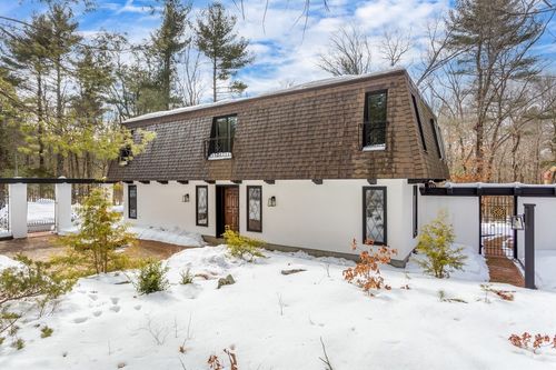 100 Daniels St, Franklin, MA, 02038-1143 | Card Image