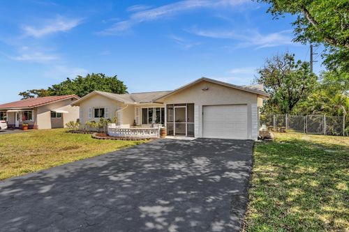 9912 Westwood Dr, Tamarac, FL, 33321-1817 | Card Image