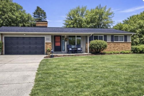 3733 Ridgefield Rd, Lansing, MI, 48906-3552 | Card Image