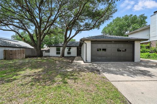 7601 Evergreen Dr, Watauga, TX, 76148-1712 | Card Image