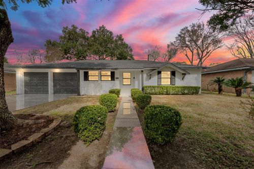 5734 Farwell Dr, Houston, TX, 77035-5502 | Card Image