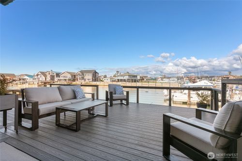2-4038 Mayne Ln, Ferndale, WA, 98248-9508 | Card Image