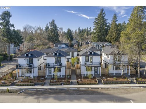 c6-312 G Ave, Lake Oswego, OR, 97034-2332 | Card Image