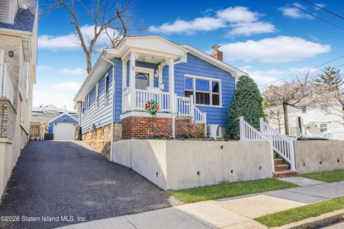 76 Whitman Ave, Staten Island, NY, 10308-3228 | Card Image