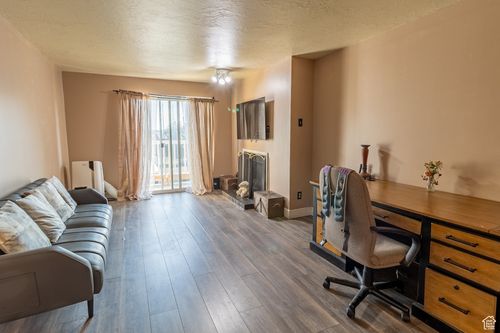 apt-156-5660 Meadow Ln, South Ogden, UT, 84403-4948 | Card Image