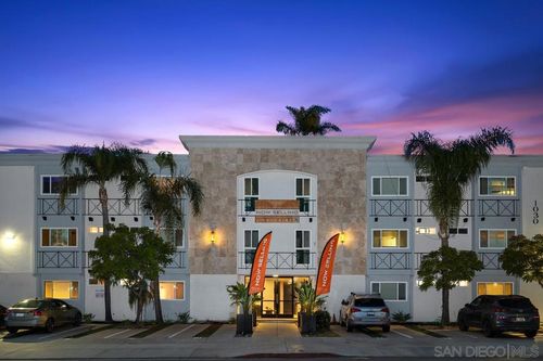 207-1030 Robinson Ave, San Diego, CA, 92103 | Card Image