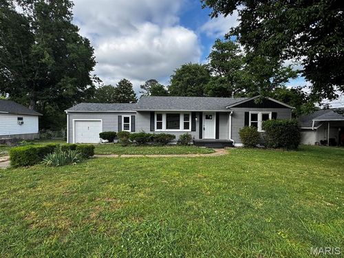 1705 Seifert Drive, Poplar Bluff, MO, 63901 | Card Image
