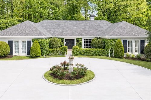 875 Heards Ferry Rd, Atlanta, GA, 30328-4725 | Card Image