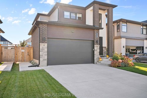 229 Crestview Dr, Komoka, ON, N0L1R0 | Card Image