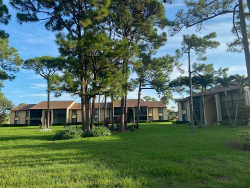 apt-e2-818 Sky Pine Way, Greenacres, FL, 33415-9039 | Card Image