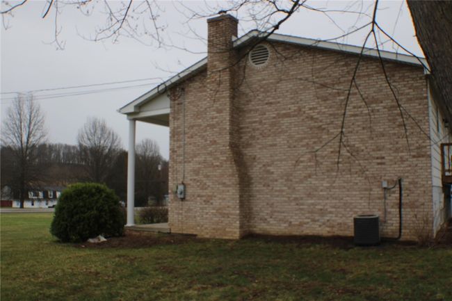 626 Ekastown Rd, House other with 3 bedrooms, 2 bathrooms and 4 parking in Sarver PA | Image 46