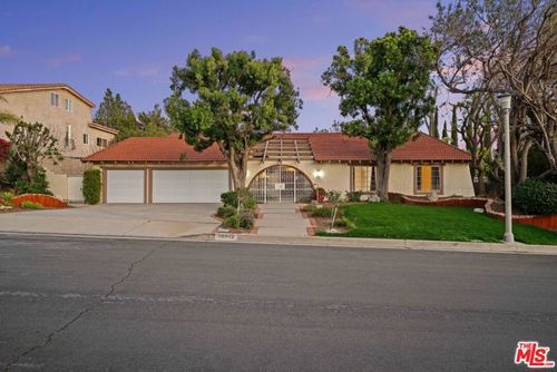 10942 Fullbright Ave, Chatsworth, CA, 91311 | Card Image