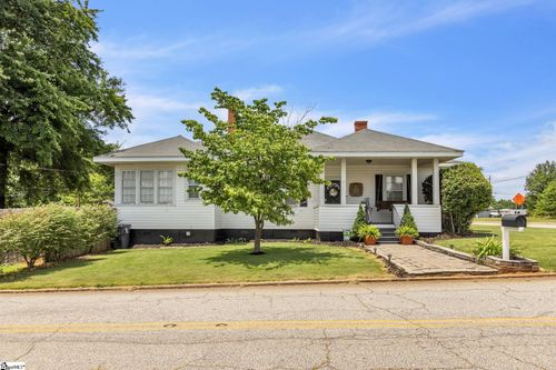 1 Lawrence St, Lyman, SC, 29365-1610 | Card Image