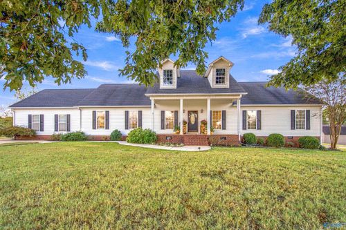 23050 Black Rd, Athens, AL, 35613-4549 | Card Image