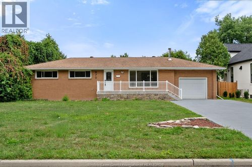 970 Morand St, Windsor, ON, N9G1J4 | Card Image