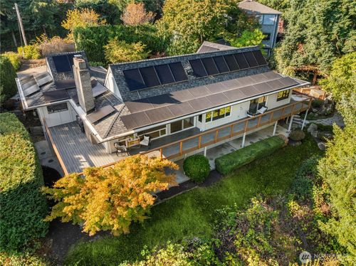 17505 Ne 4th Pl, Bellevue, WA, 98008-4238 | Card Image