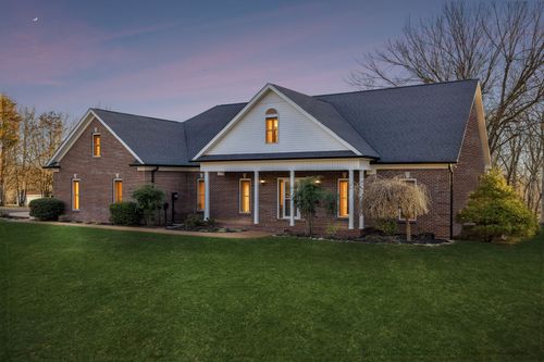 1366 Iron Bridge Rd, Columbia, TN, 38401-8007 | Card Image