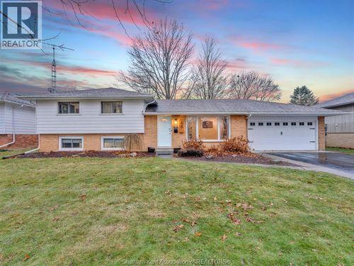 48 Alpine Ave, Chatham, ON, N7L2H4 | Card Image