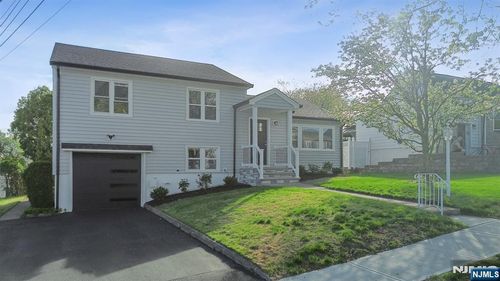 27 Mountainview Dr, Clifton, NJ, 07013-1413 | Card Image