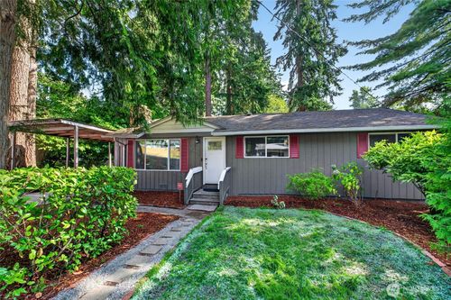 4613 318th St, Auburn, WA, 98001-3704 | Card Image
