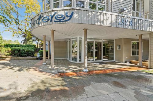 109-1588 Best Street, White Rock, BC, V4B4G1 | Card Image