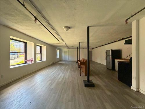 60 Dubois St, Newburgh, NY, 12550-4851 | Card Image