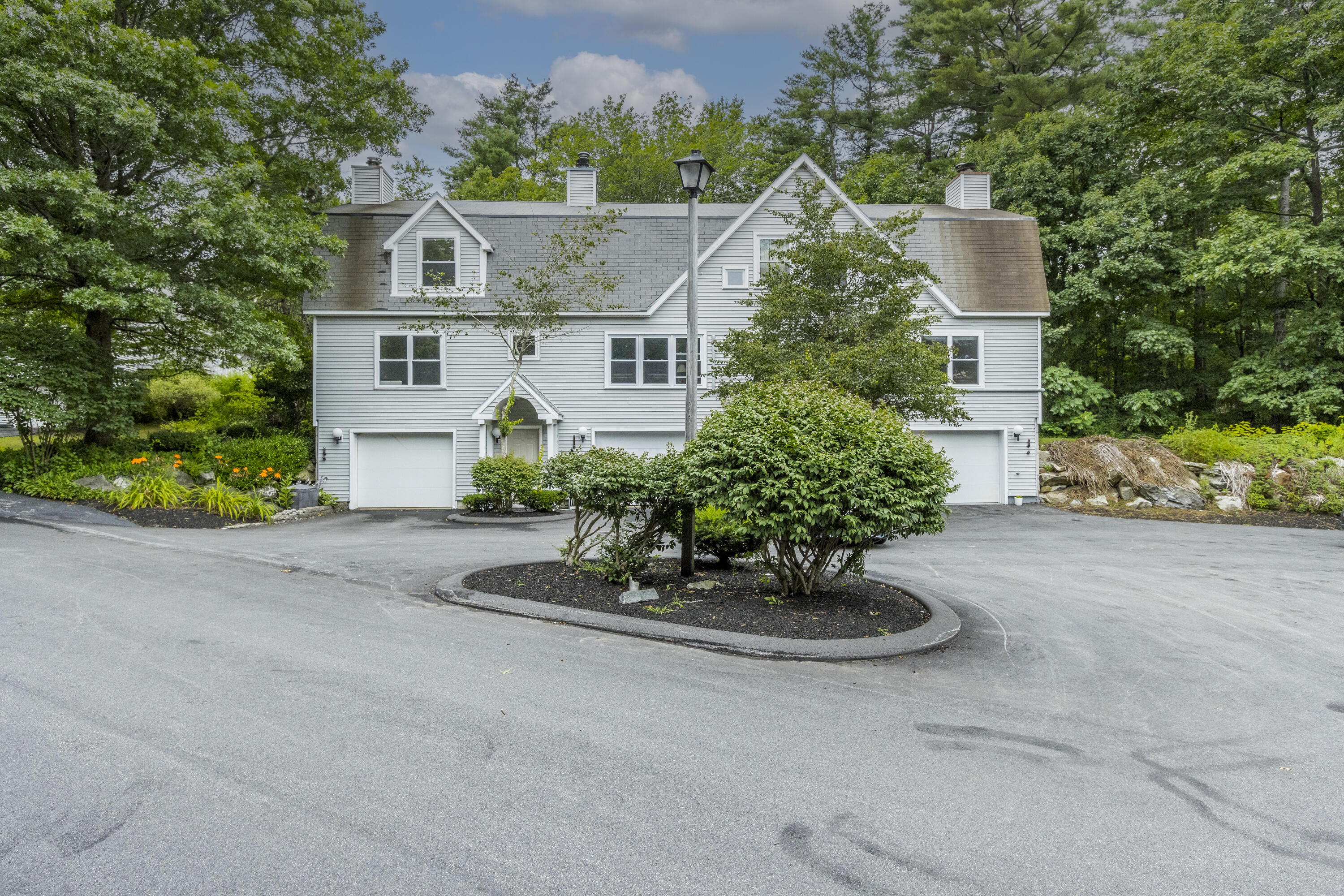 Ashley Ln, Portland, ME 04103