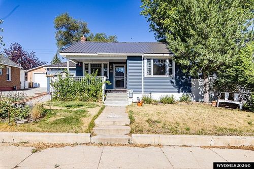 810 Bushnell Ave, Rock Springs, WY, 82901-7204 | Card Image