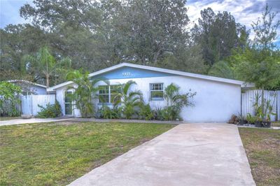 5431 70 Th Lane N, House other with 3 bedrooms, 2 bathrooms and null parking in Saint Petersburg FL | Image 1