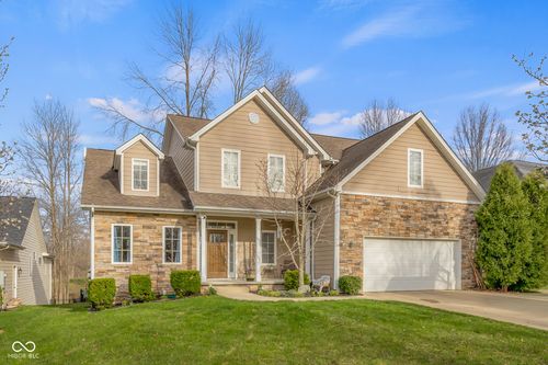 1935 Brookfield Ct, Columbus, IN, 47201-9792 | Card Image