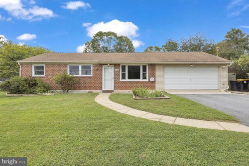 7729 Carter Rd, Sykesville, MD, 21784-7302 | Card Image