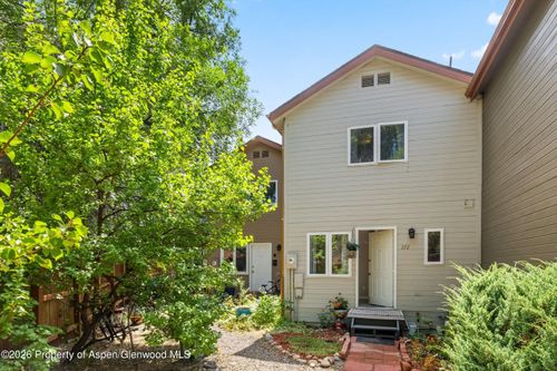 372 S 8th Street, Carbondale, CO, 81623 | Card Image
