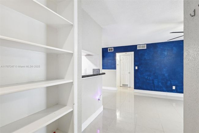 APT-1217 - 733 Riverside Dr, Condo with 1 bedrooms, 1 bathrooms and null parking in Coral Springs FL | Image 11