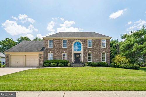 25 Periwinkle Dr, Mount Laurel, NJ, 08054-5702 | Card Image